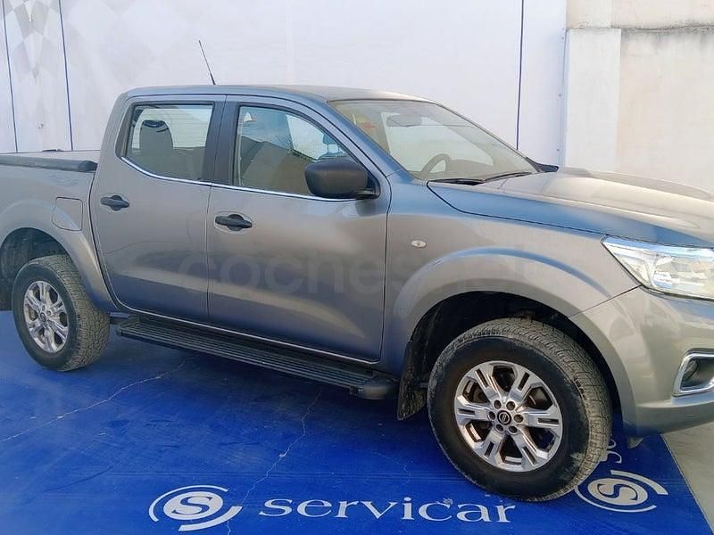 Usado Nissan Navara Acenta 190 CV (139 kW) 2019 Gris / plata Pickup/Camioneta