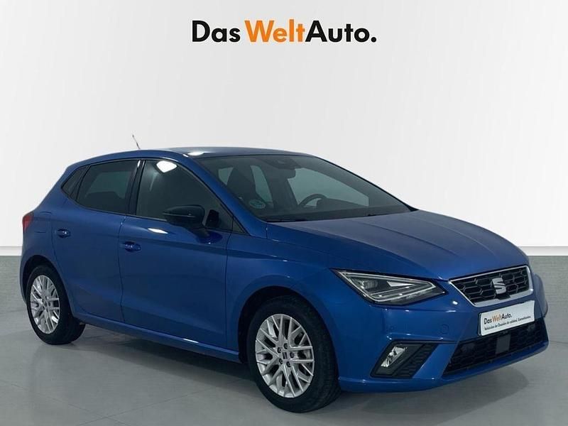 Usado Seat Ibiza FR 115 CV (84 kW) 2025 Azul Utilitario