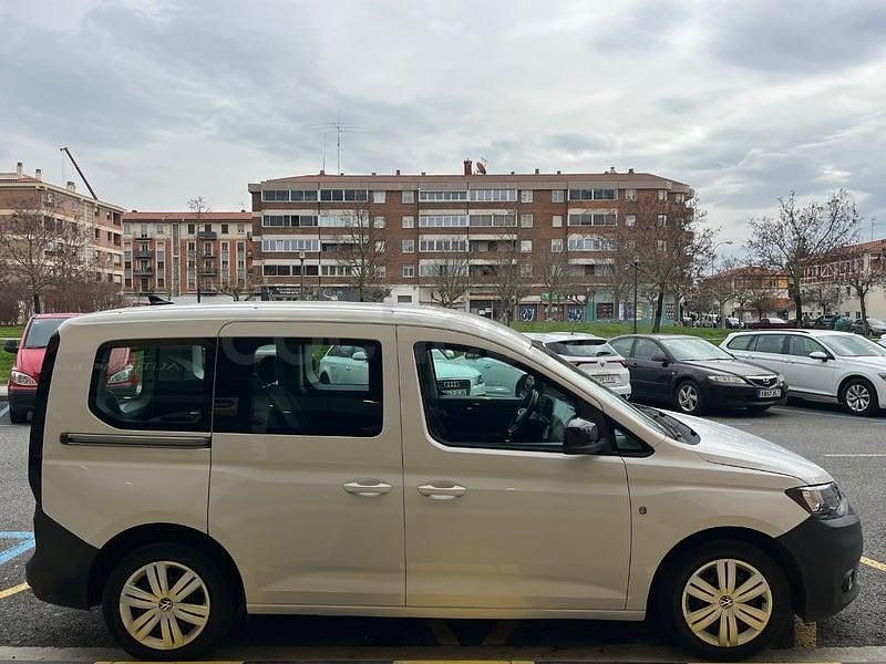 Usado VW Caddy 122 CV (89 kW) 2021 Blanco Monovolumen