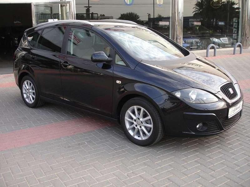 Negro Usado 2009 Seat Altea Stylance Monovolumen | 10.499 € - Imagen 1/4