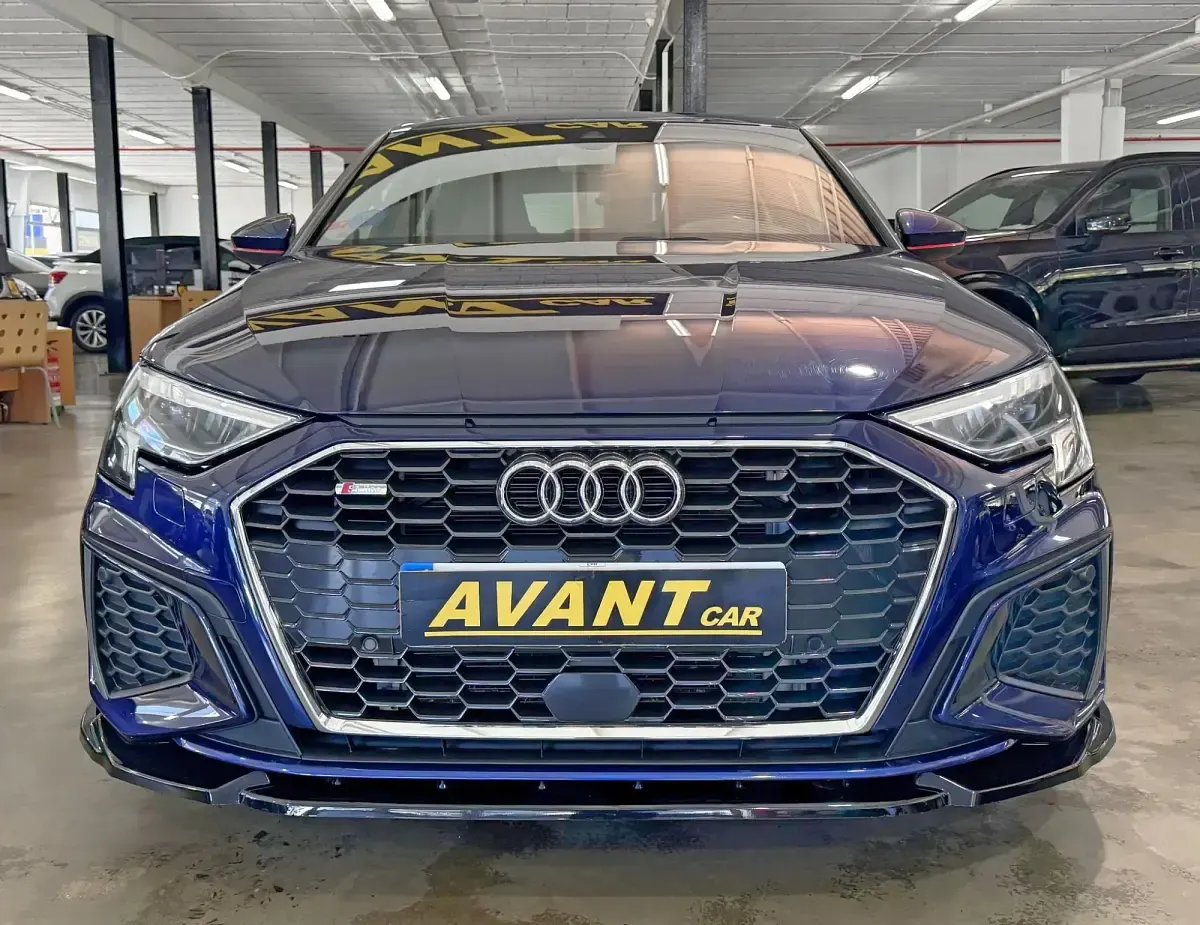 Usado Audi A3 Sportback e-tron Advanced 204 CV (150 kW) 2022 Azul Utilitario