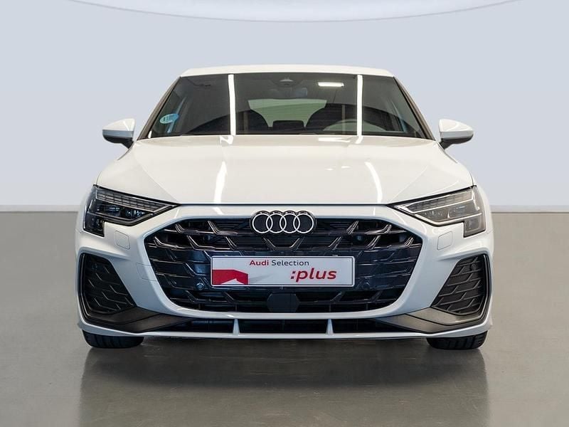 Usado Audi A3 S-Line 150 CV (110 kW) 2025 Blanco