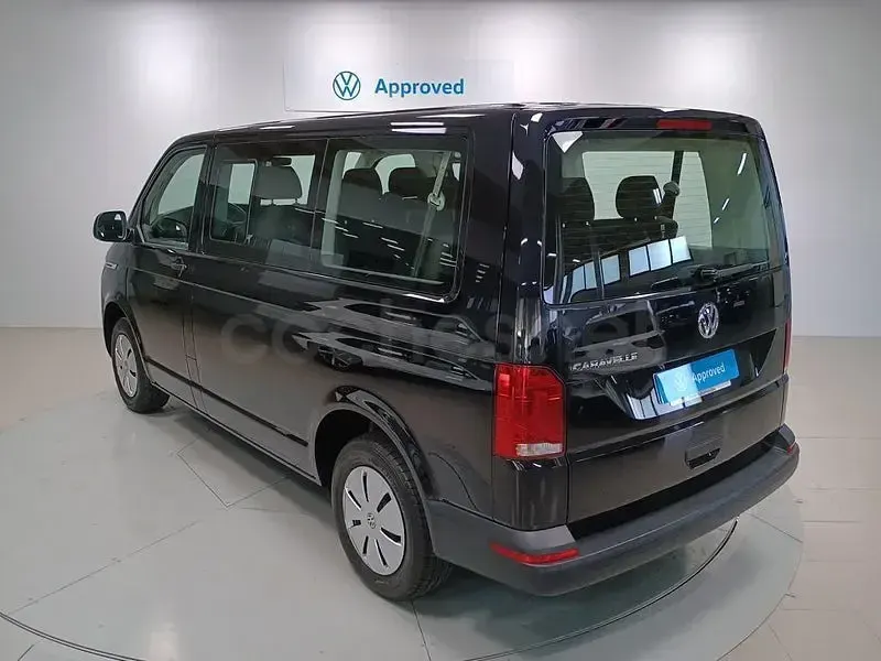 Usado VW Caravelle 150 CV (110 kW) 2024 Negro Van