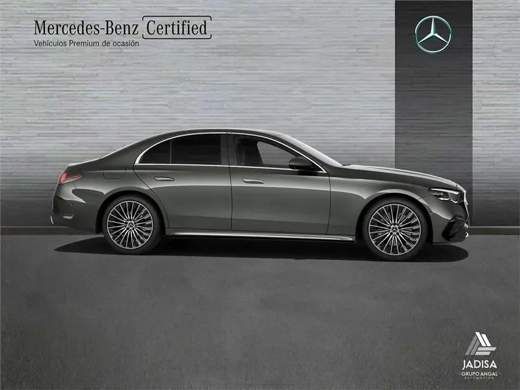 Usado Mercedes E220 197 CV (144 kW) 2024 Gris Berlina