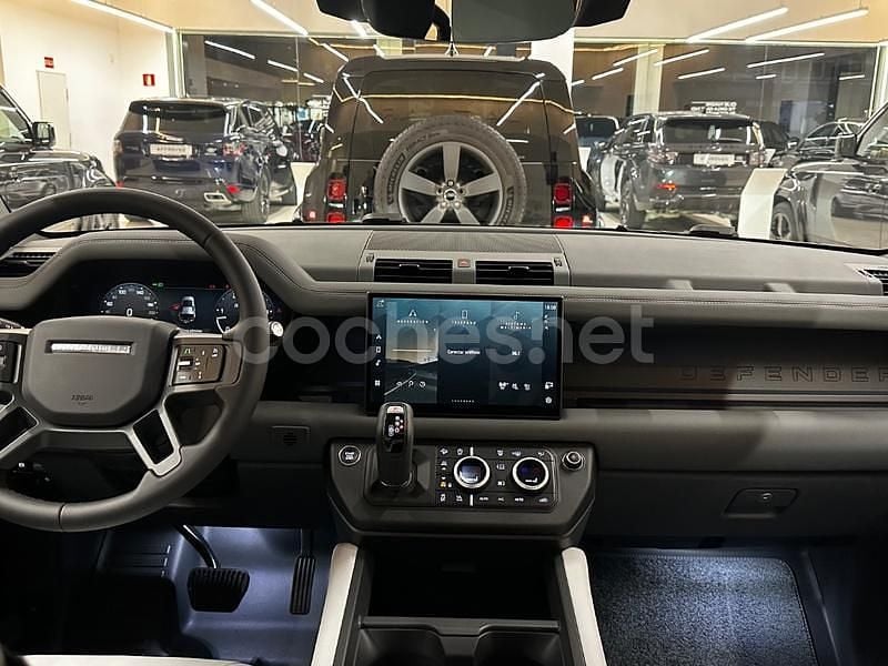 Nuevo Land Rover Defender SE 249 CV (183 kW) 2025 Gris / plata SUV