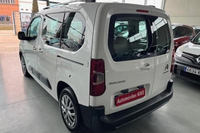 Usado Citroën Berlingo Feel 100 CV (73 kW) 2018 Monovolumen