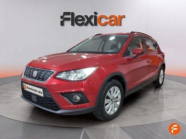 Usado Seat Arona Ecomotive 95 CV (69 kW) 2017 Rojo SUV