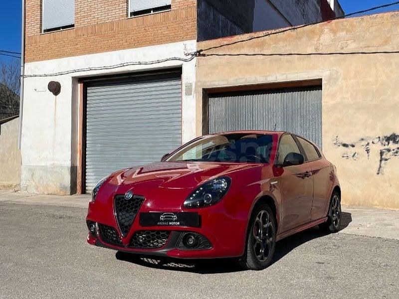 Usado Alfa Romeo Giulietta 120 CV (88 kW) 2019 Rojo Berlina