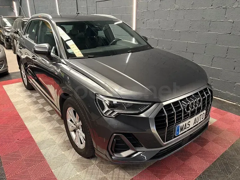 Usado Audi Q3 Sportback S-Line 150 CV (110 kW) 2019 Gris / plata SUV