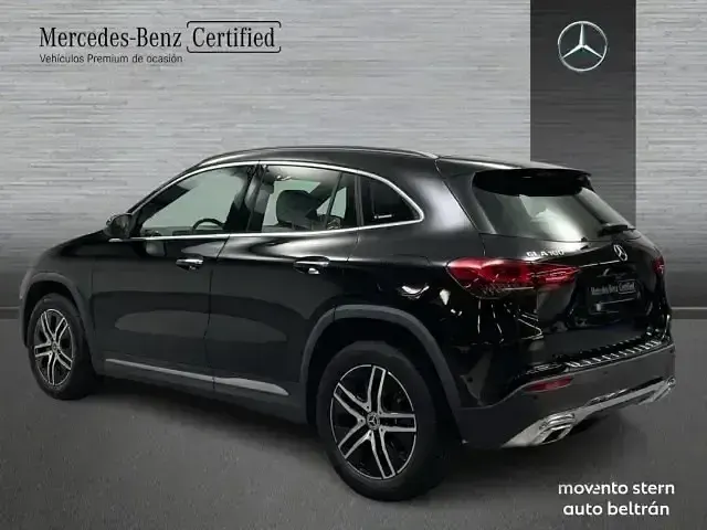 Usado Mercedes GLA180 Progressive 136 CV (100 kW) 2022 Negro SUV