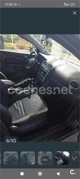 Usado Ford Focus Ghia 115 CV (84 kW) 2005 Negro Berlina