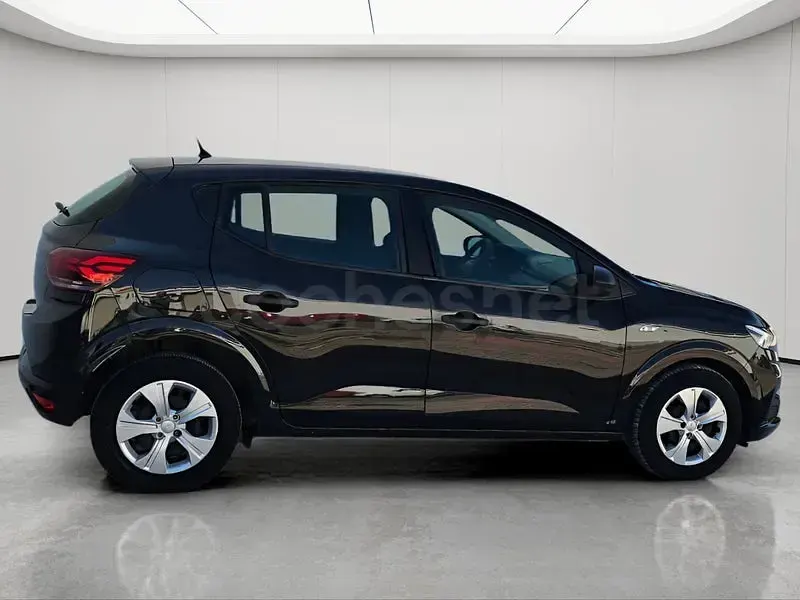 Usado Dacia Sandero Essentiel 91 CV (66 kW) 2023 Negro Utilitario
