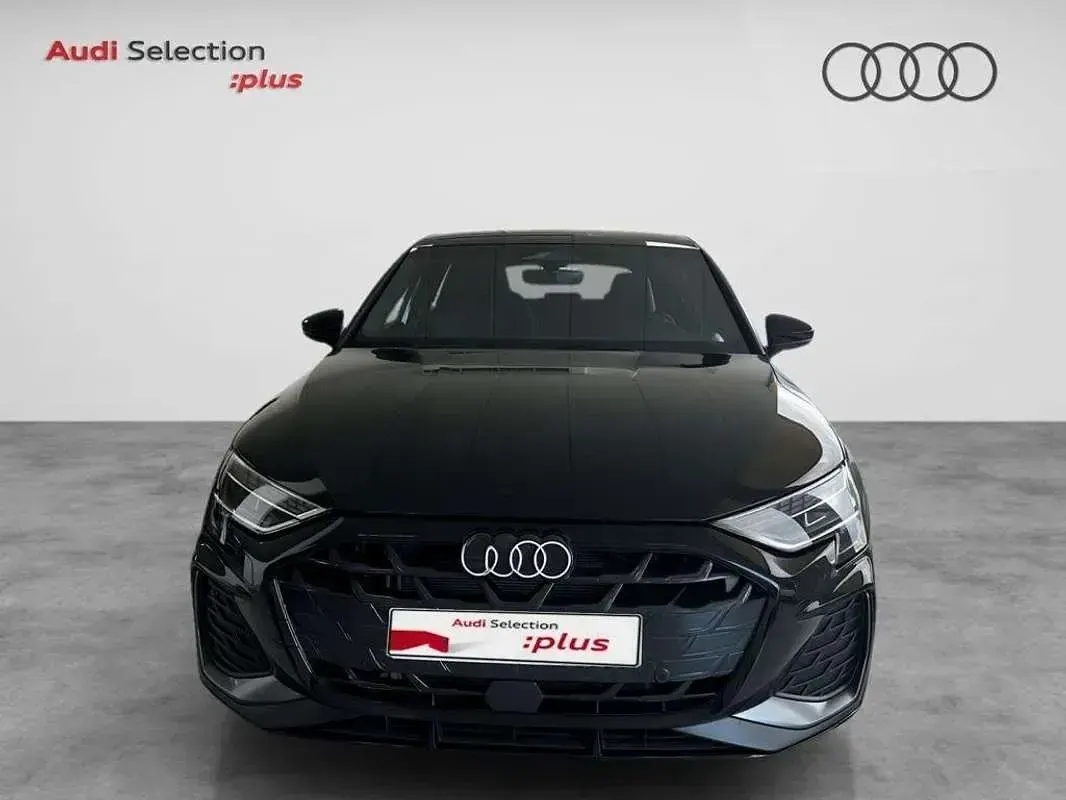 Usado Audi A3 Sportback e-tron S-Line 204 CV (150 kW) 2025 Gris Utilitario