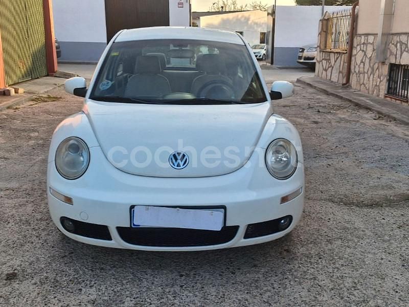 Blanco Usado 2008 VW Beetle Berlina | 3900 € (Buen precio) - Imagen 1/4