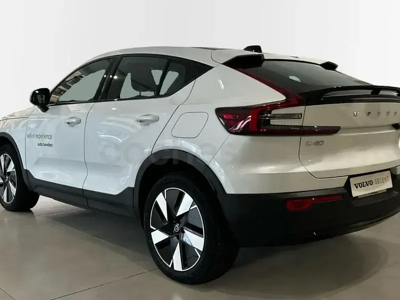 Usado Volvo EC40 Plus 175 kW (238 CV) 2025 Eléctrico SUV