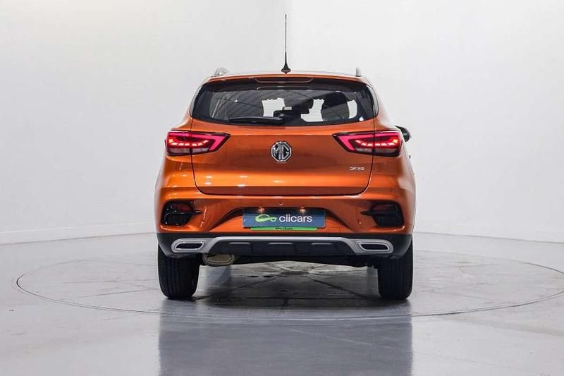 Usado MG ZS Comfort 116 CV (85 kW) 2025 Naranja SUV
