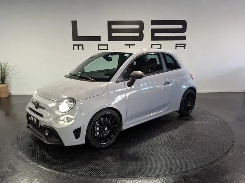 Usado Abarth 595 Competizione 180 CV (132 kW) 2018 Gris / plata Berlina