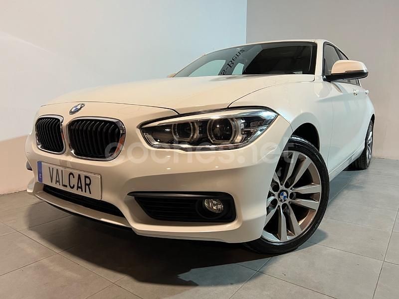 Blanco Usado 2015 BMW 118 Comfort Edition Utilitario | 12.490 € (Precio justo) - Imagen 1/4