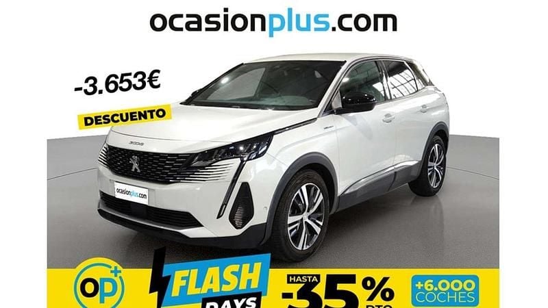 Usado Peugeot 3008 Allure 156 CV (114 kW) 2023 Blanco Monovolumen