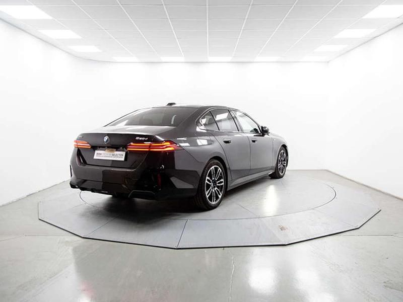 Occasion BMW 520 197 ch (144 kW) 2025 Gris Berline