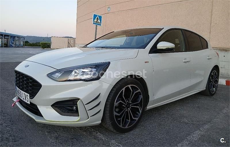 Blanco Usado 2021 Ford Focus ST-Line Berlina | 16.499 € (Super precio) - Imagen 1/4