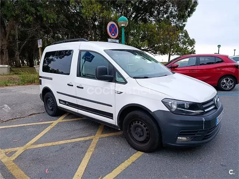 Usado VW Caddy 75 CV (55 kW) 2016 Blanco Monovolumen
