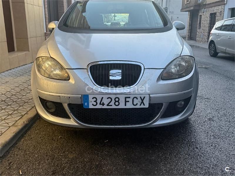 Usado Seat Altea Stylance 140 CV (102 kW) 2006 Blanco Monovolumen
