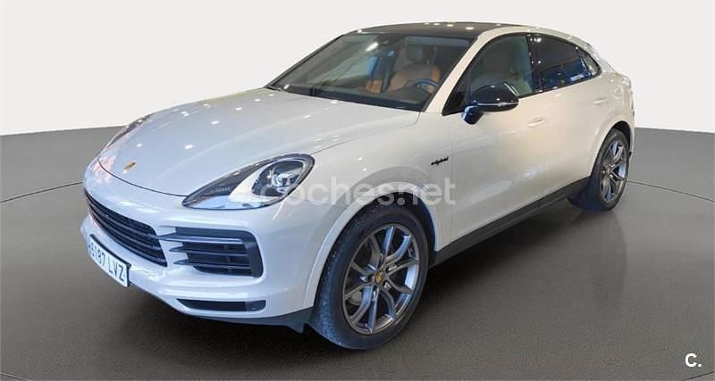 Usado Porsche Cayenne 462 CV (339 kW) 2022 Gris / plata SUV