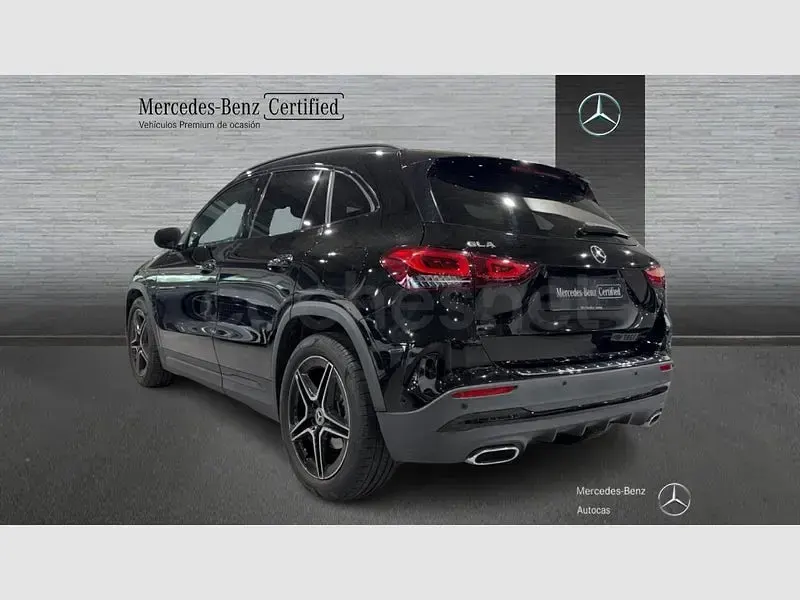 Usado Mercedes GLA180 136 CV (100 kW) 2022 Negro SUV