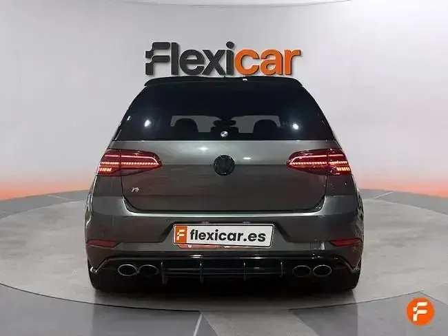Usado VW Golf VII R 310 CV (228 kW) 2017 Gris Utilitario