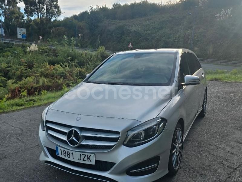 Gris / plata Usado 2016 Mercedes B180 AMG Monovolumen | 16.900 € (Precio justo) - Imagen 1/4