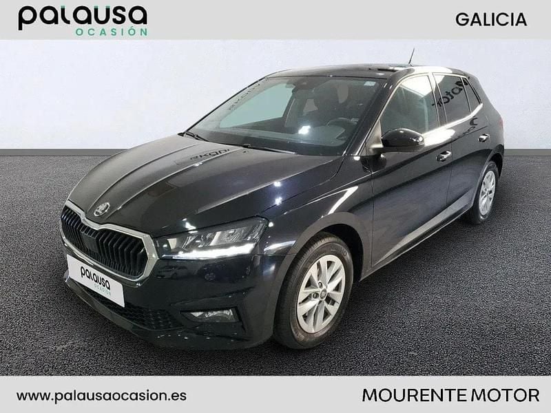 Usado Skoda Fabia 116 HP (85 kW) 2025 Preto Sedan