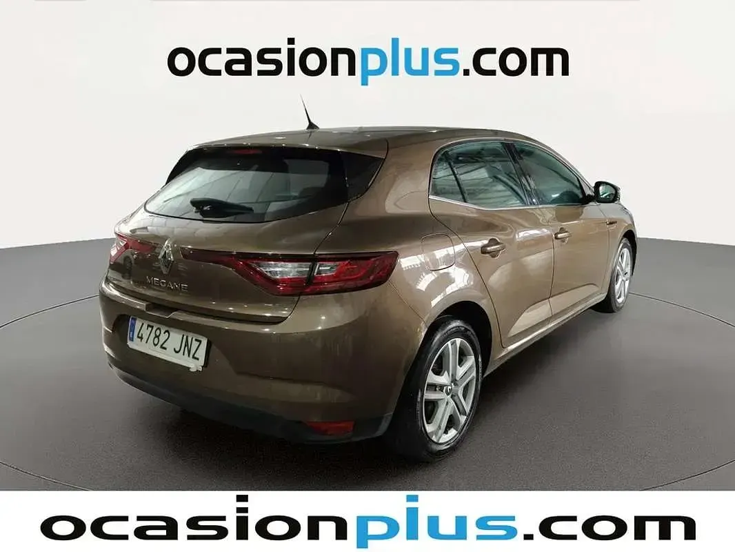 Usado Renault Mégane III Intens 90 CV (66 kW) 2016 Marrón Utilitario