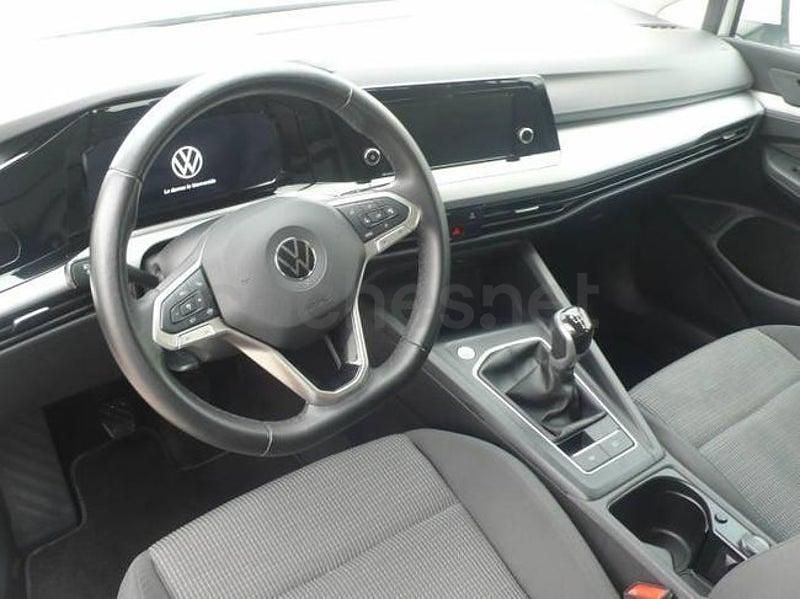 Usado VW Golf VIII Life 116 CV (85 kW) 2022 Blanco Berlina