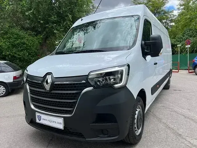 Usado Renault Master 135 CV (99 kW) 2023 Blanco Monovolumen