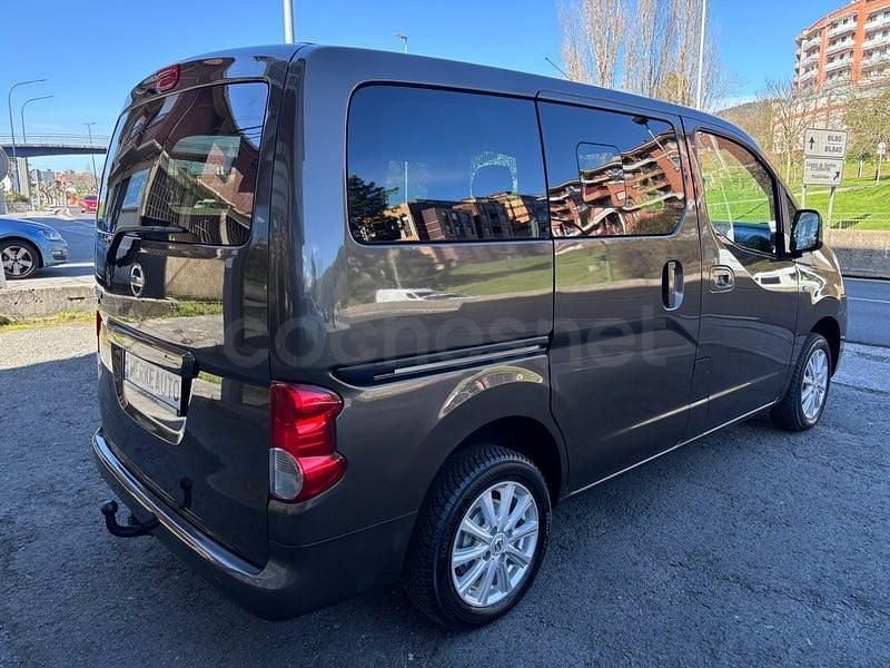 Usado Nissan Evalia Comfort 110 CV (80 kW) 2017 Marrón Monovolumen