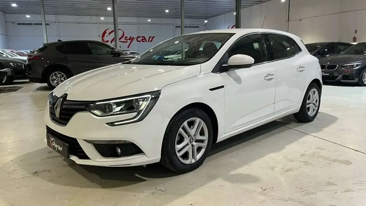 Usado Renault Mégane Business 116 CV (85 kW) 2020 Blanco Utilitario