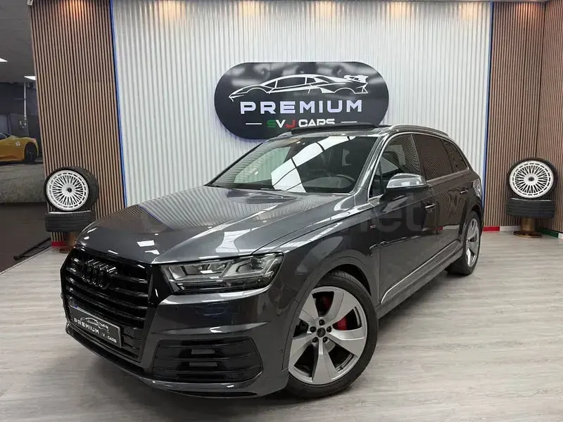 Usado Audi Q7 Sport 218 CV (160 kW) 2017 Gris / plata SUV