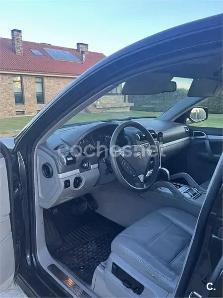 Usado Porsche Cayenne 240 CV (176 kW) 2010 Negro SUV