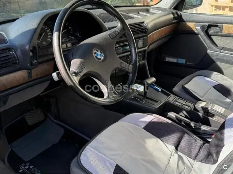 Usado BMW 730 188 CV (138 kW) 1988 Gris / plata Berlina