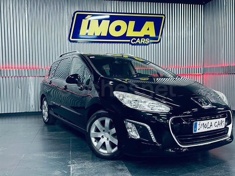 Usado Peugeot 308 SW Family 112 CV (82 kW) 2012 Negro Familiar