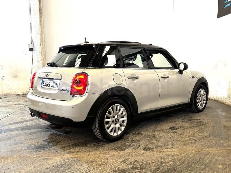 Usado Mini Cooper D 116 CV (85 kW) 2015 Gris / plata Utilitario