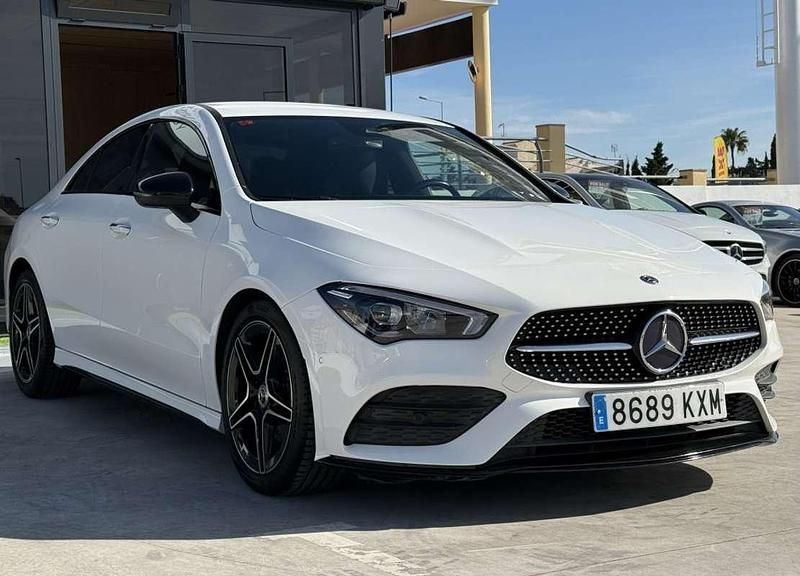 Usado Mercedes CLA180 136 CV (100 kW) 2019 Blanco Berlina
