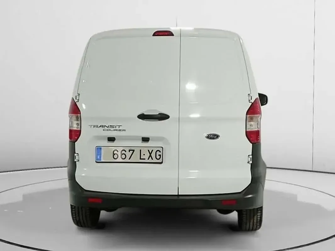 Usado Ford Transit Trend 101 CV (74 kW) 2022 Blanco Van