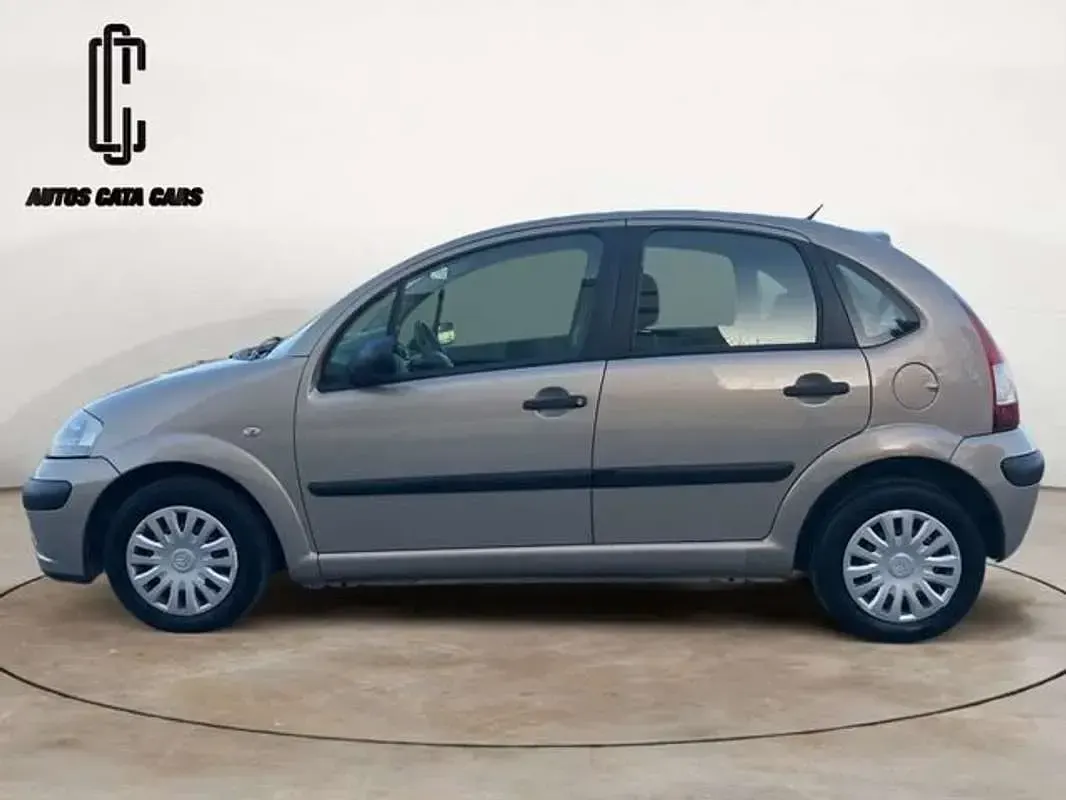 Usado Citroën C3 Furio 61 CV (44 kW) 2007 Gris Utilitario