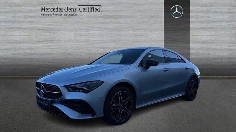Gris Usado 2024 Mercedes CLA250e Berlina | 42.200 € (Precio justo) - Imagen 1/4