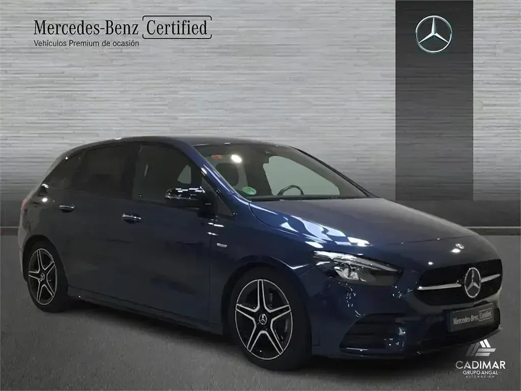 Usado Mercedes B200 150 CV (110 kW) 2021 Azul Monovolumen