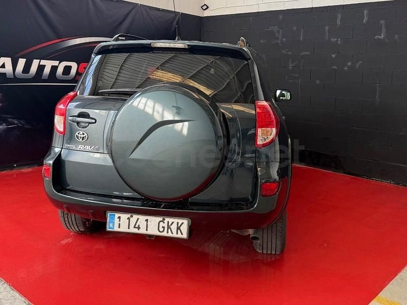 Usado Toyota RAV4 150 CV (110 kW) 2010 Verde SUV
