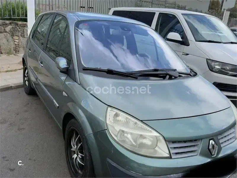 Usado Renault Scenic E-Tech Dynamique 115 HP (84 kW) 2004 Cinzento Monovolume