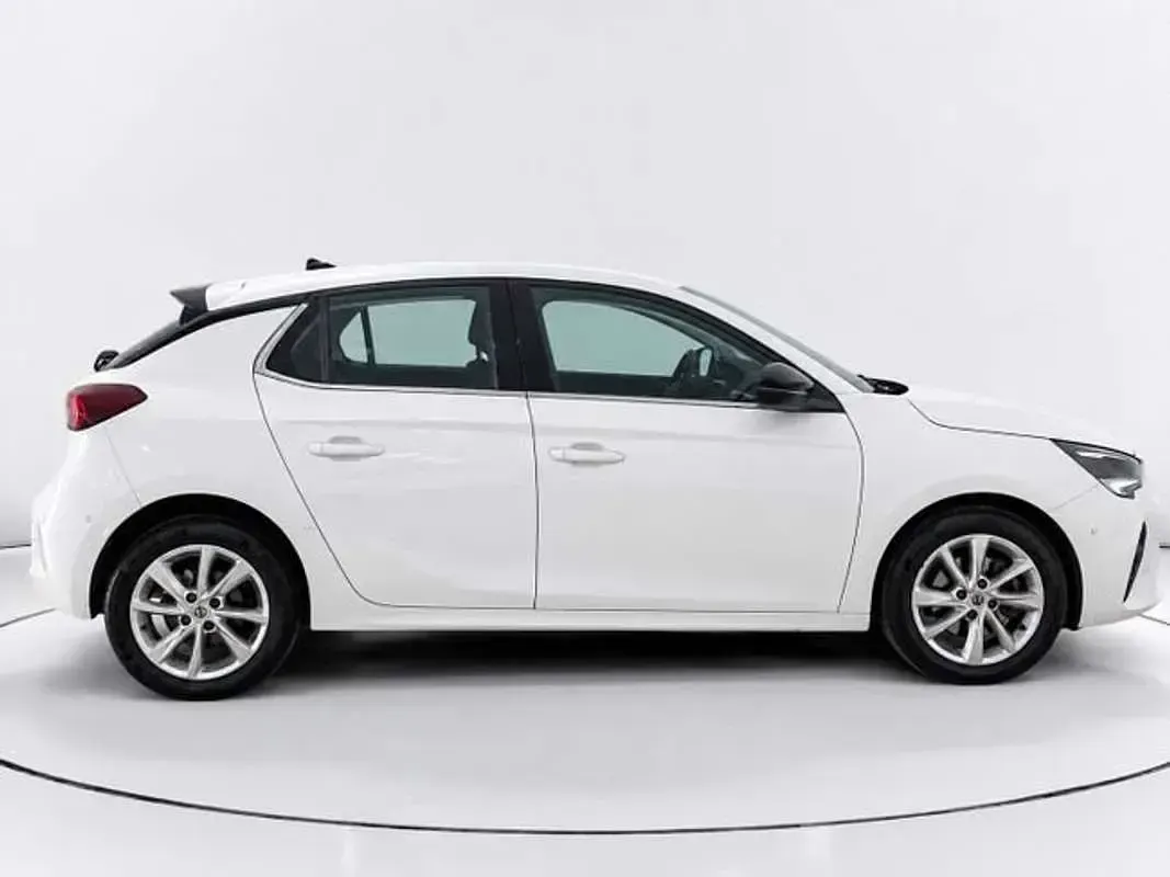 Usado Opel Corsa Elegance 101 CV (74 kW) 2022 Blanco Utilitario